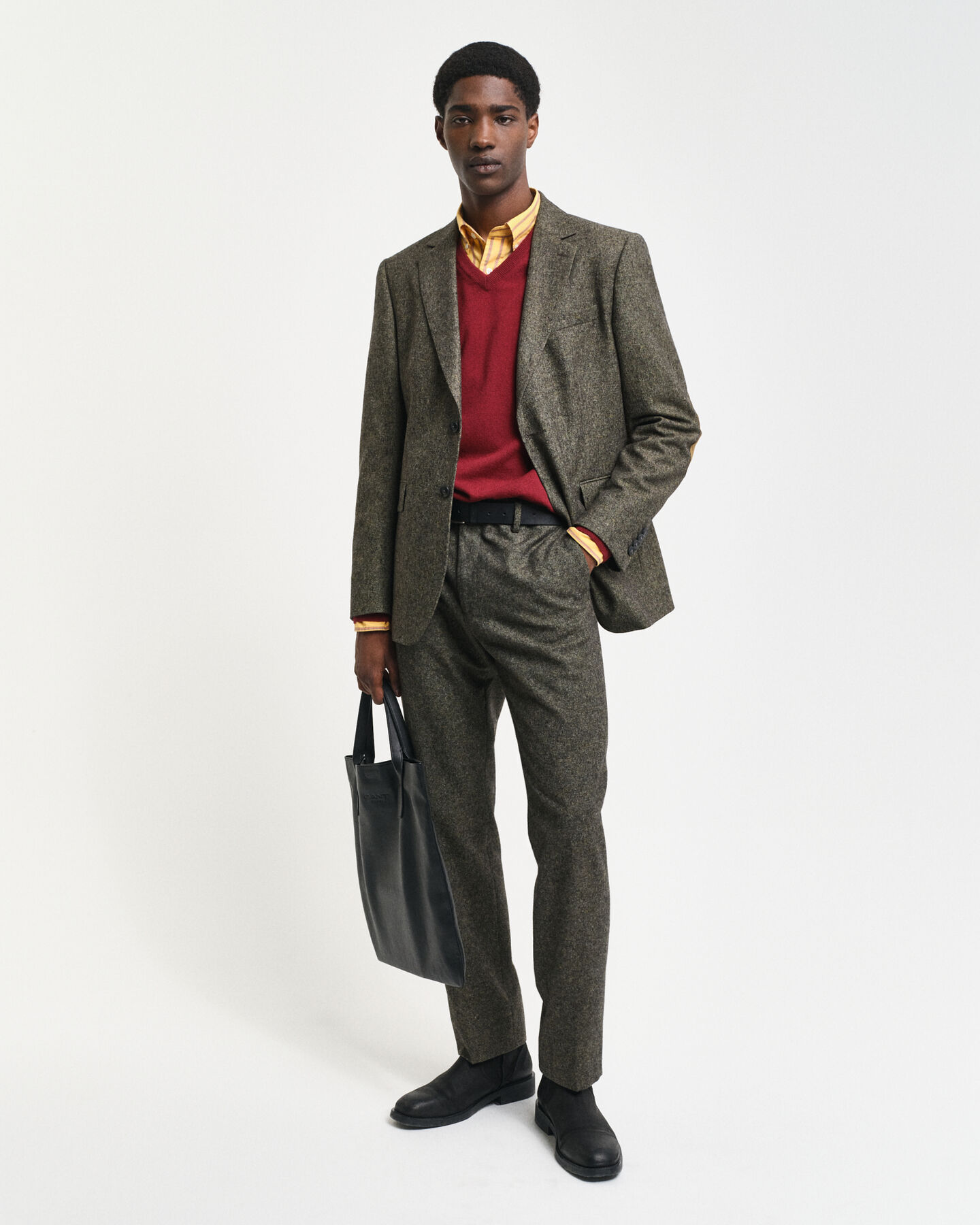 Pullover com decote em V em lã extrafina