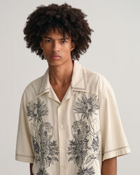 Camisa de manga curta bordada oversized