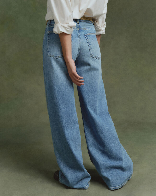 Cal&ccedil;as de ganga com perna larga