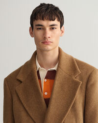 Sobretudo em lã oversized