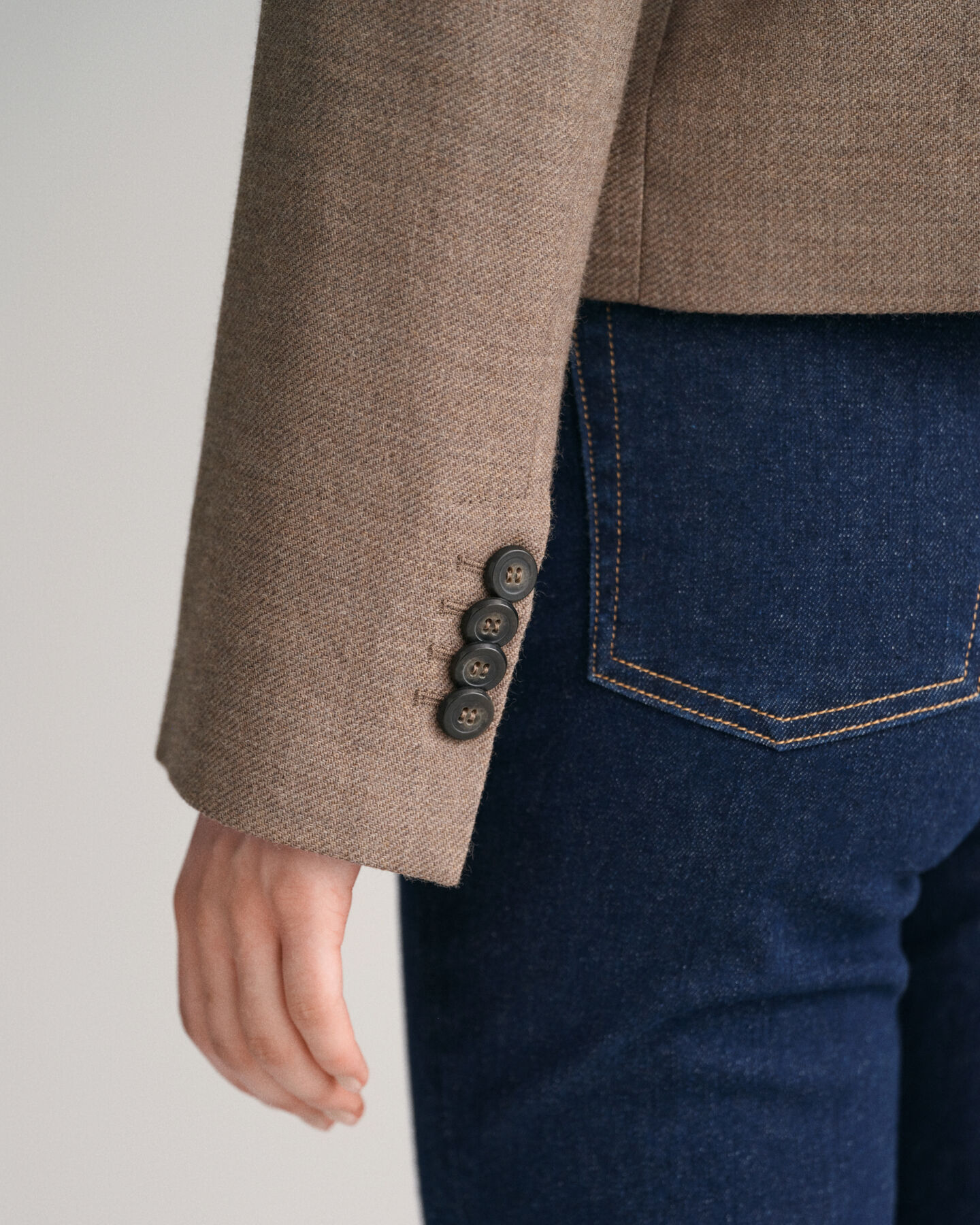 Casaco tipo blazer curto em lã