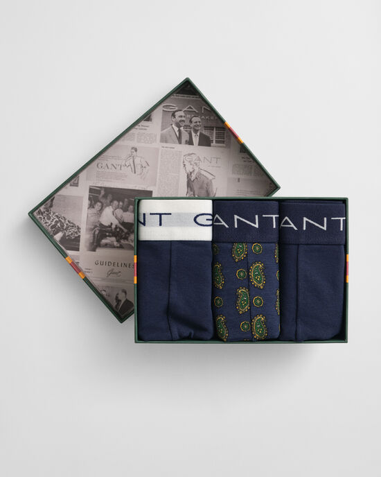 Caixa presente com pack de três boxers com padrão paisley estampado