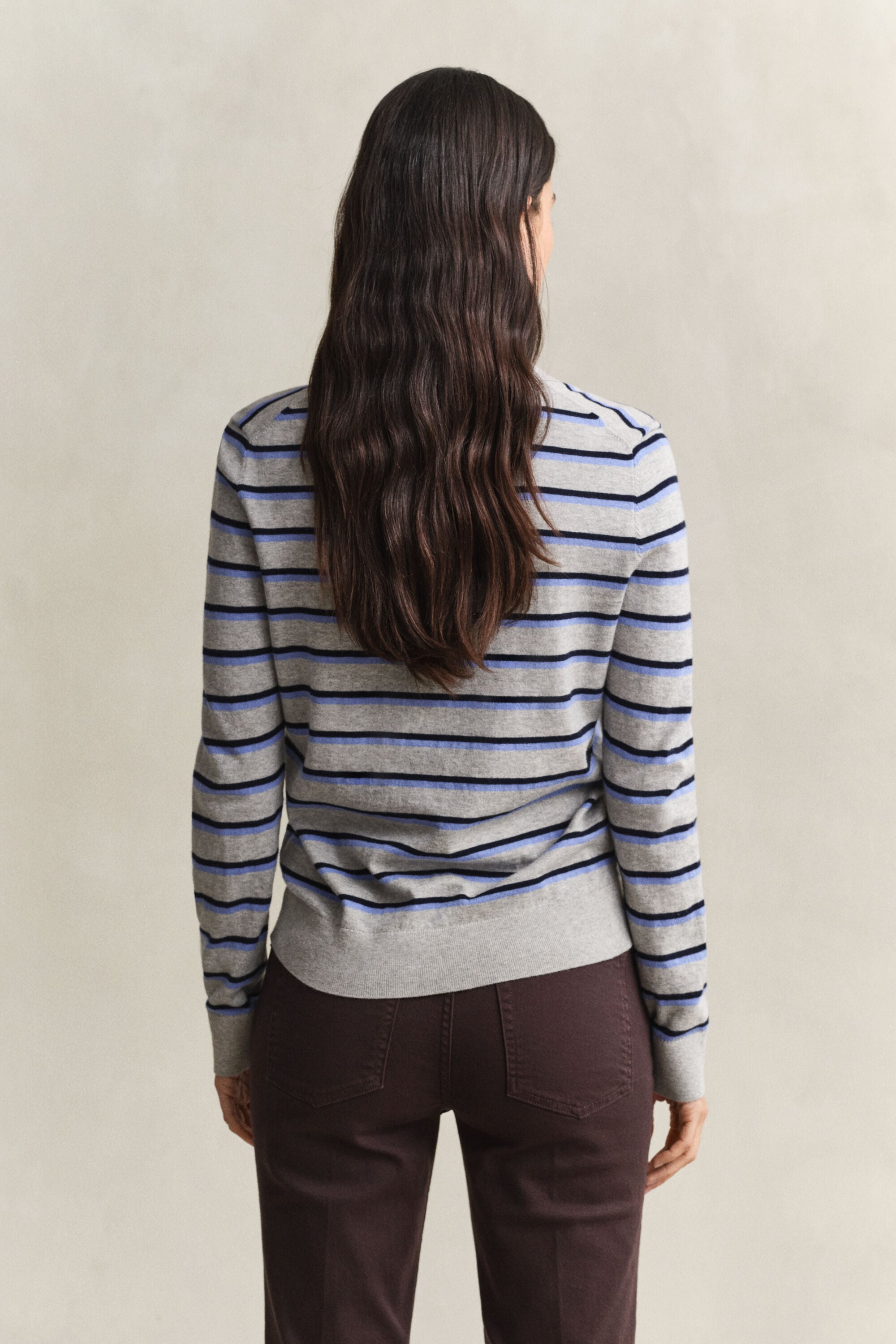 Camisola de malha fina às riscas