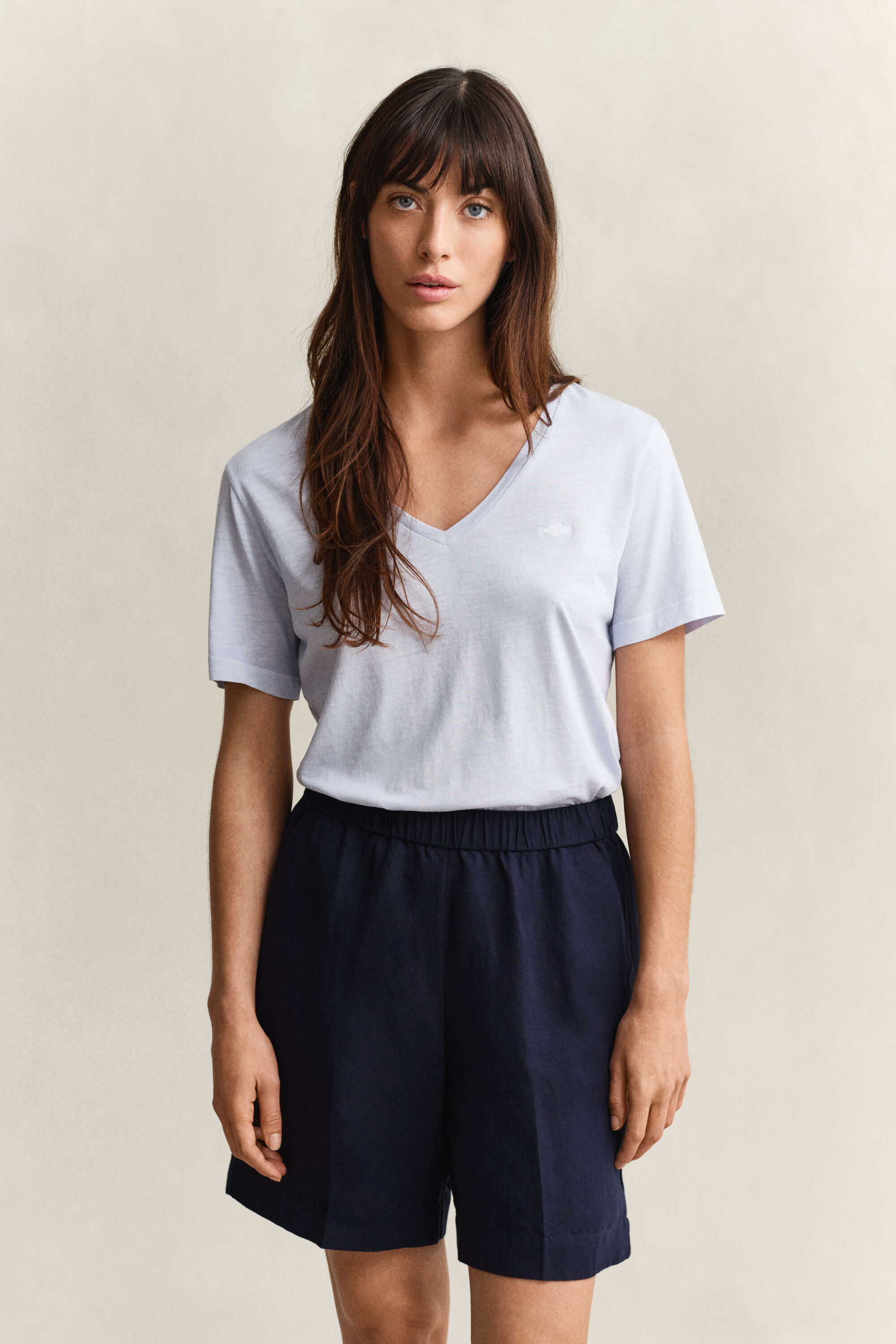 T-shirt com decote em V Washed Shield