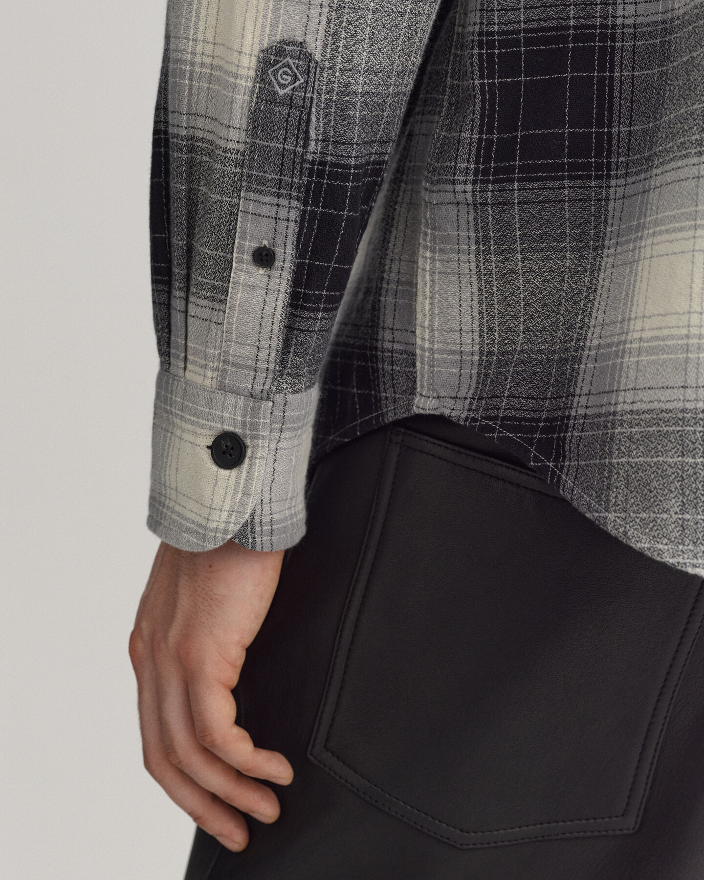 Camisa em padr&atilde;o xadrez Shadow relaxed fit