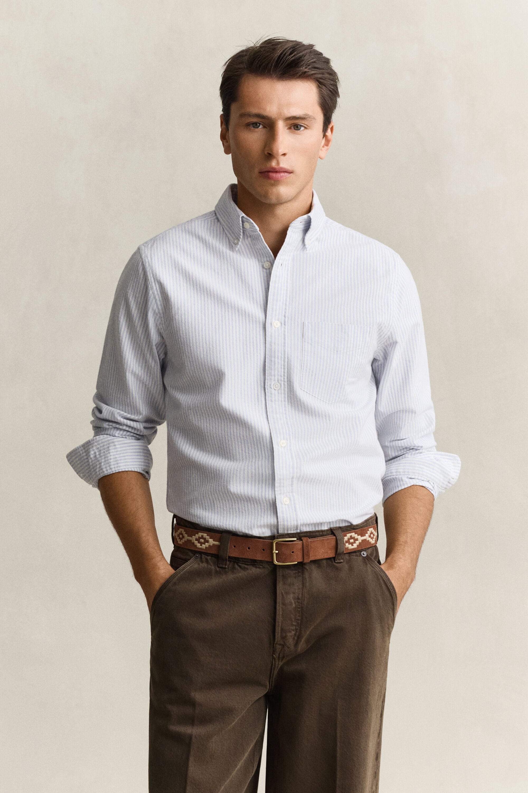 Camisa em algodão Oxford escovado às riscas