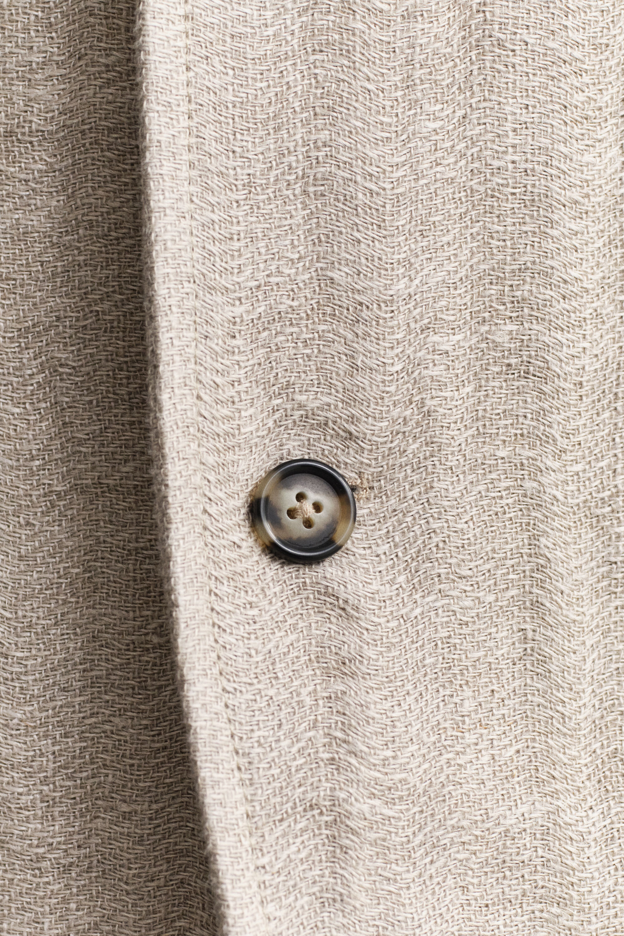 Casaco em linho com efeito de lavagem