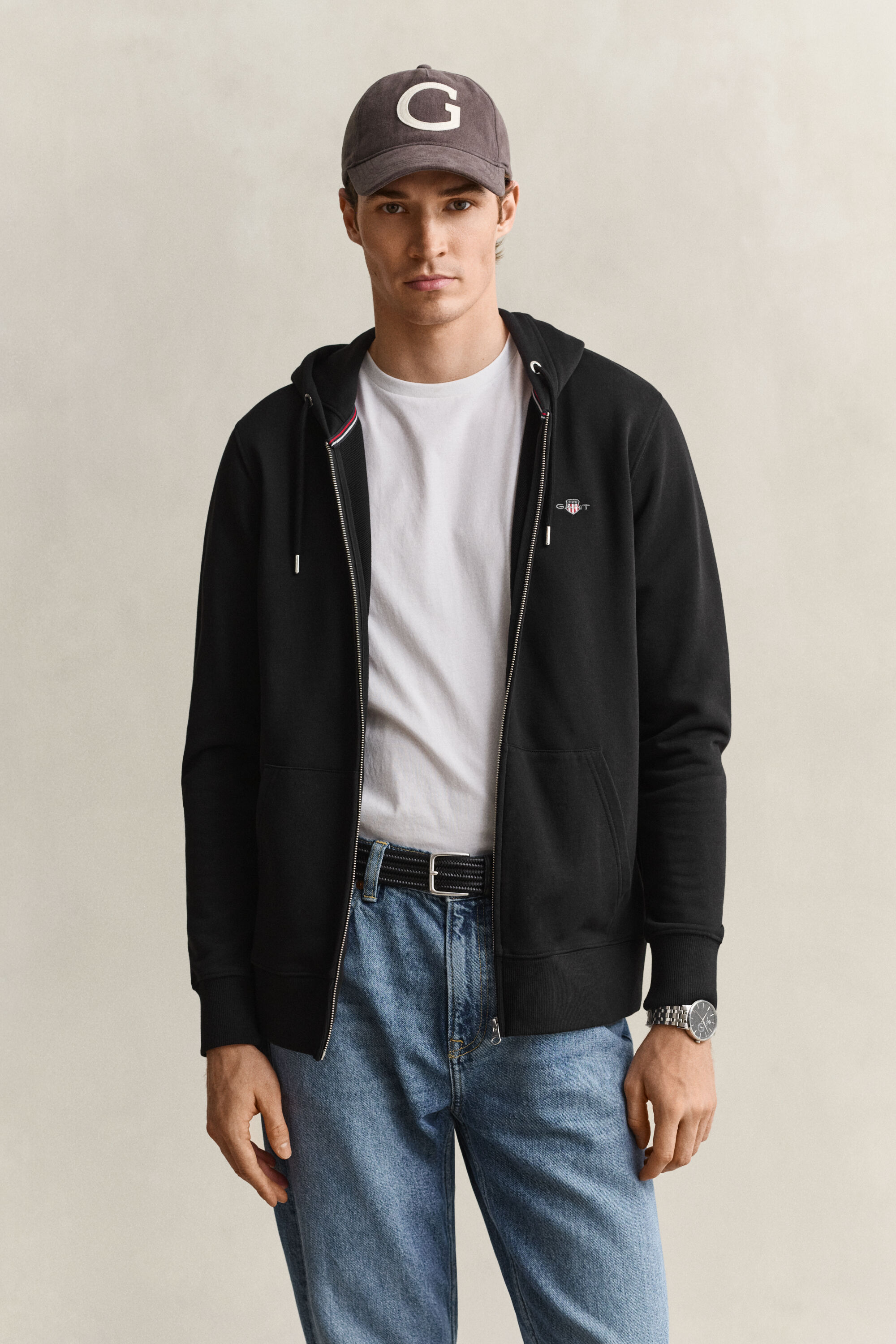 Sweatshirt com capuz e fecho Shield