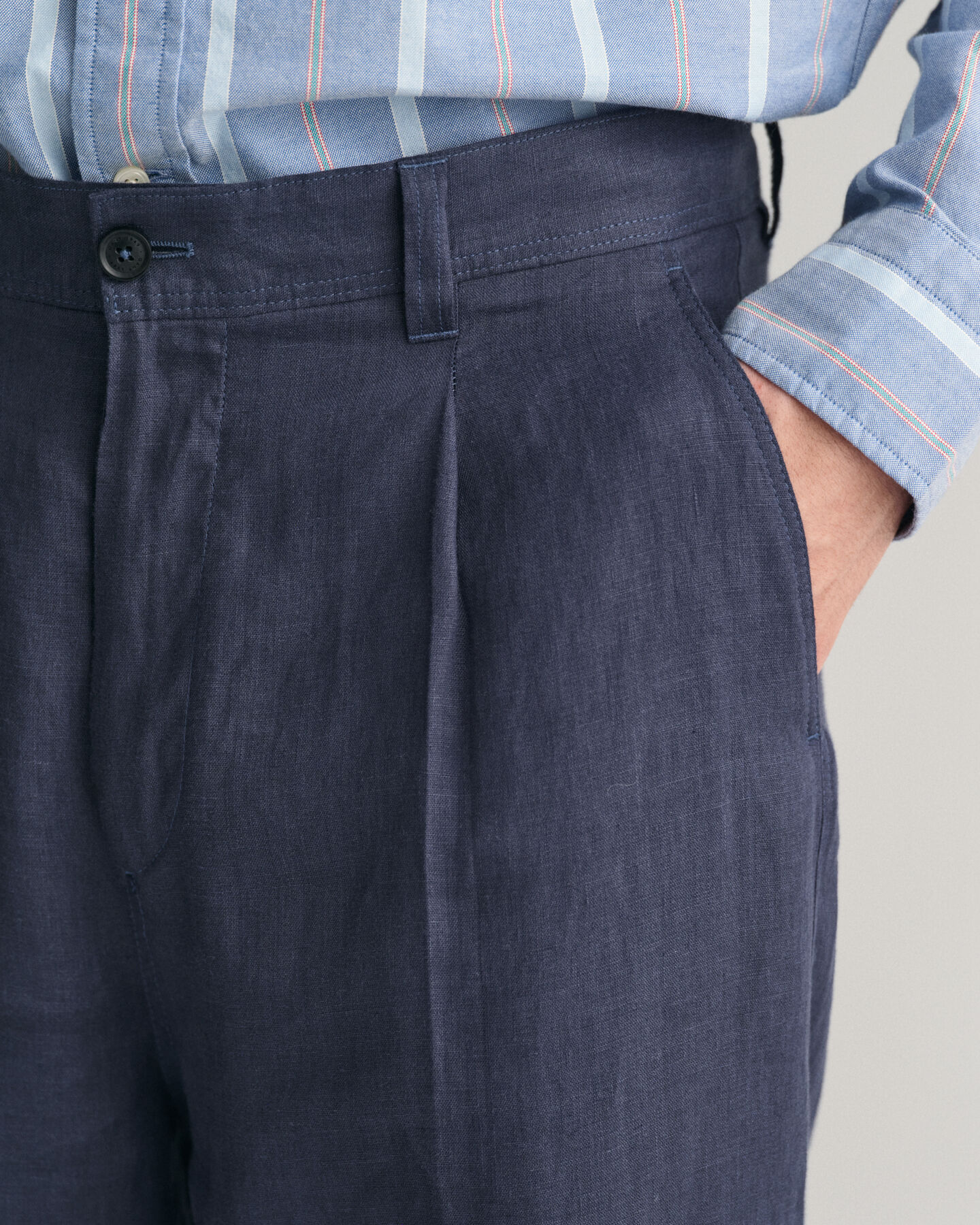 Calças de fato em linho