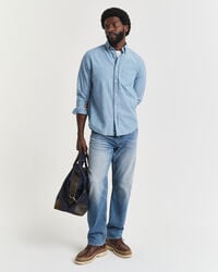 Camisa em chambray índigo regular fit