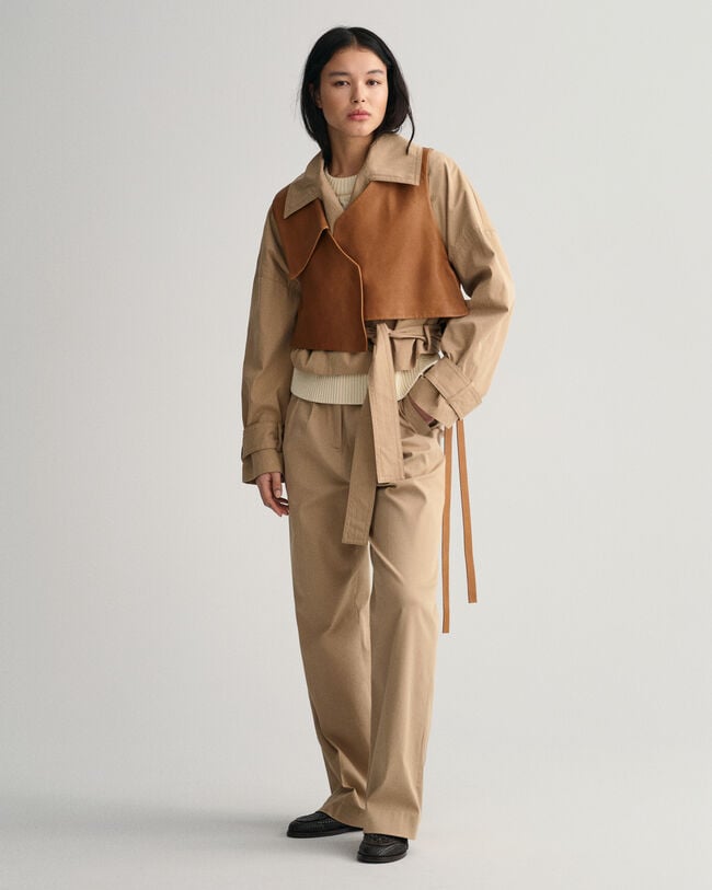 Colete em pele desconstruído