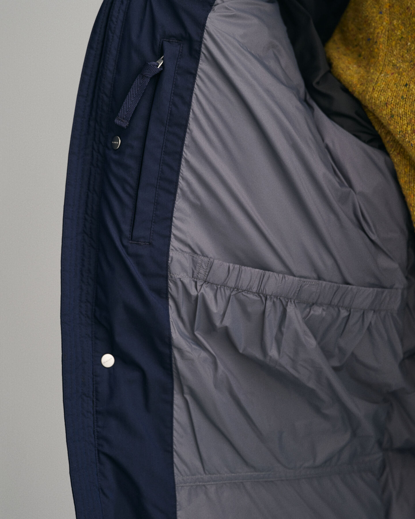 Blusão de penas comprido Alta