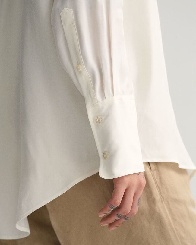 Camisa com bolsos com aba relaxed fit