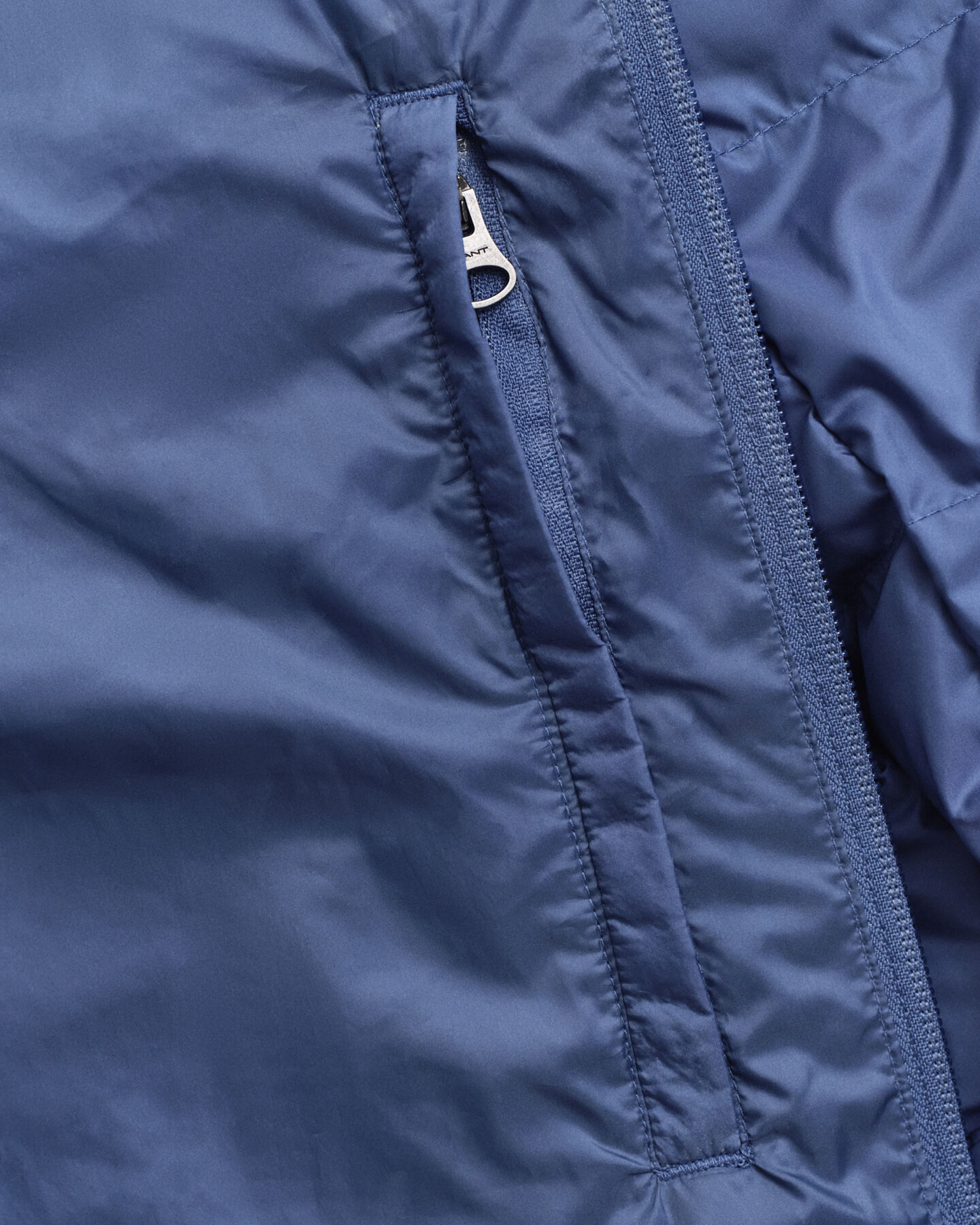 Blusão de penas leve