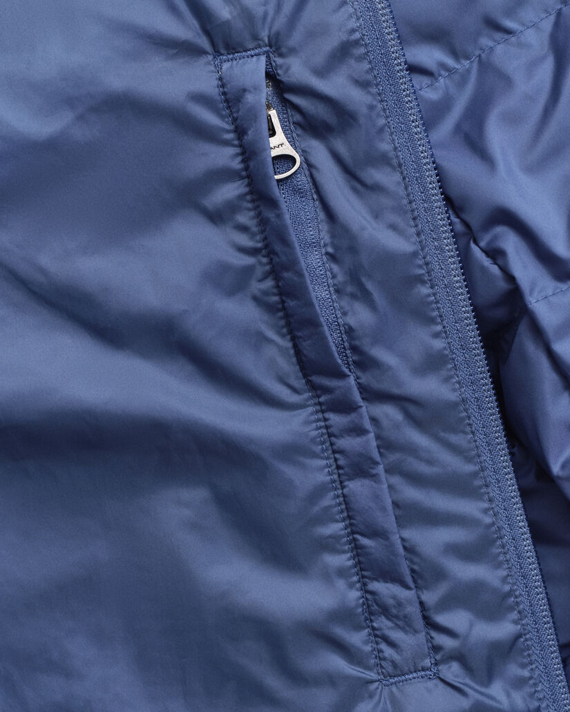 Blusão de penas leve