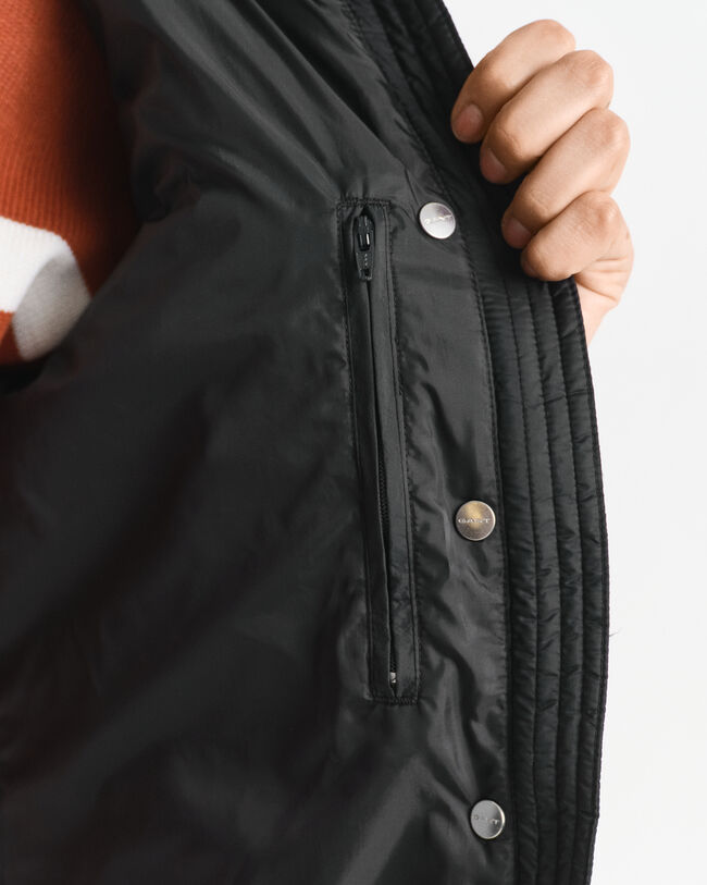 Blusão de penas leve