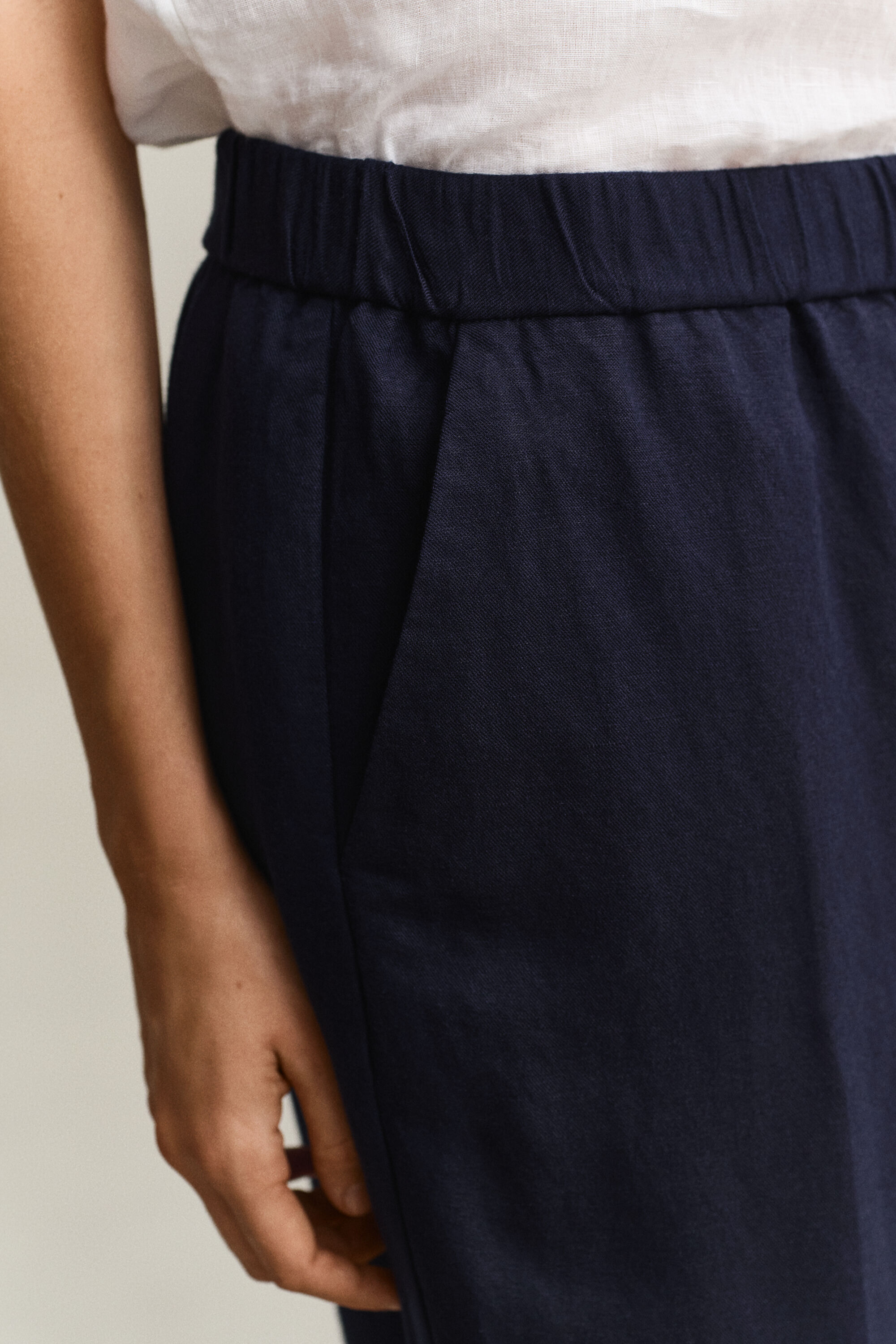 Calças em mistura de linho