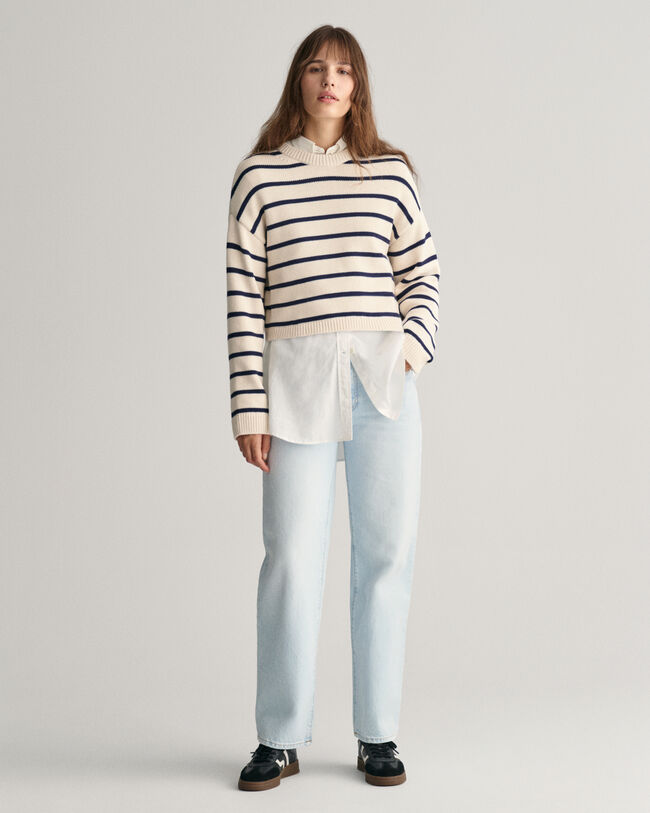 Pulover com decote redondo às riscas