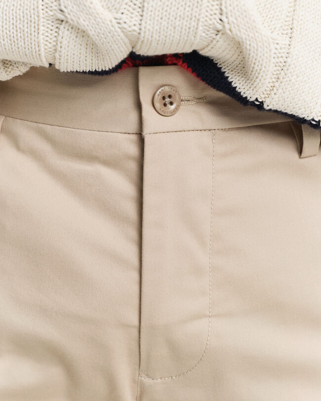 Calções desportivos slim fit