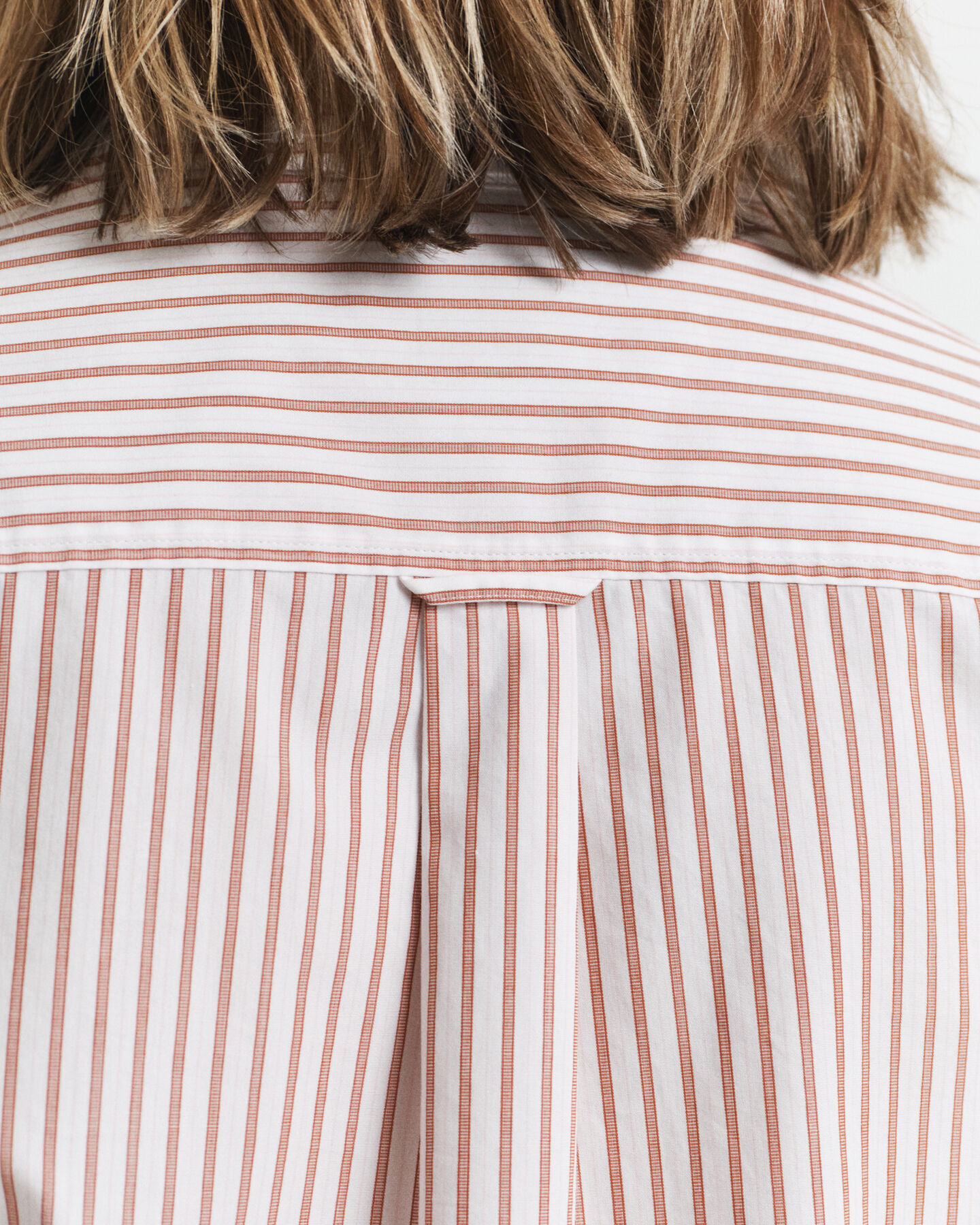 Camisa às riscas em popelina Classic regular fit