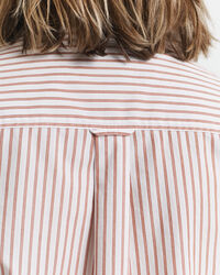 Camisa às riscas em popelina Classic regular fit