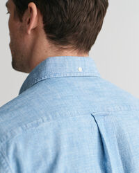 Camisa em chambray índigo regular fit