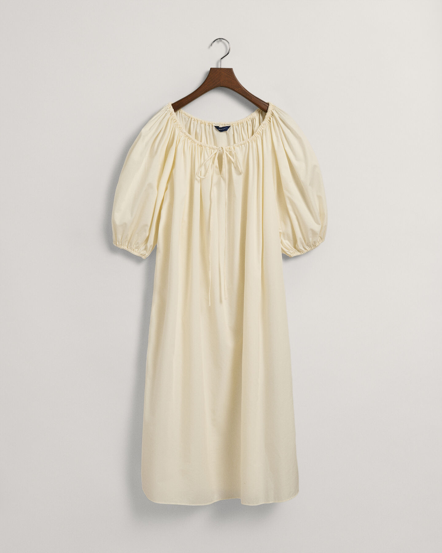 Vestido com franzidos