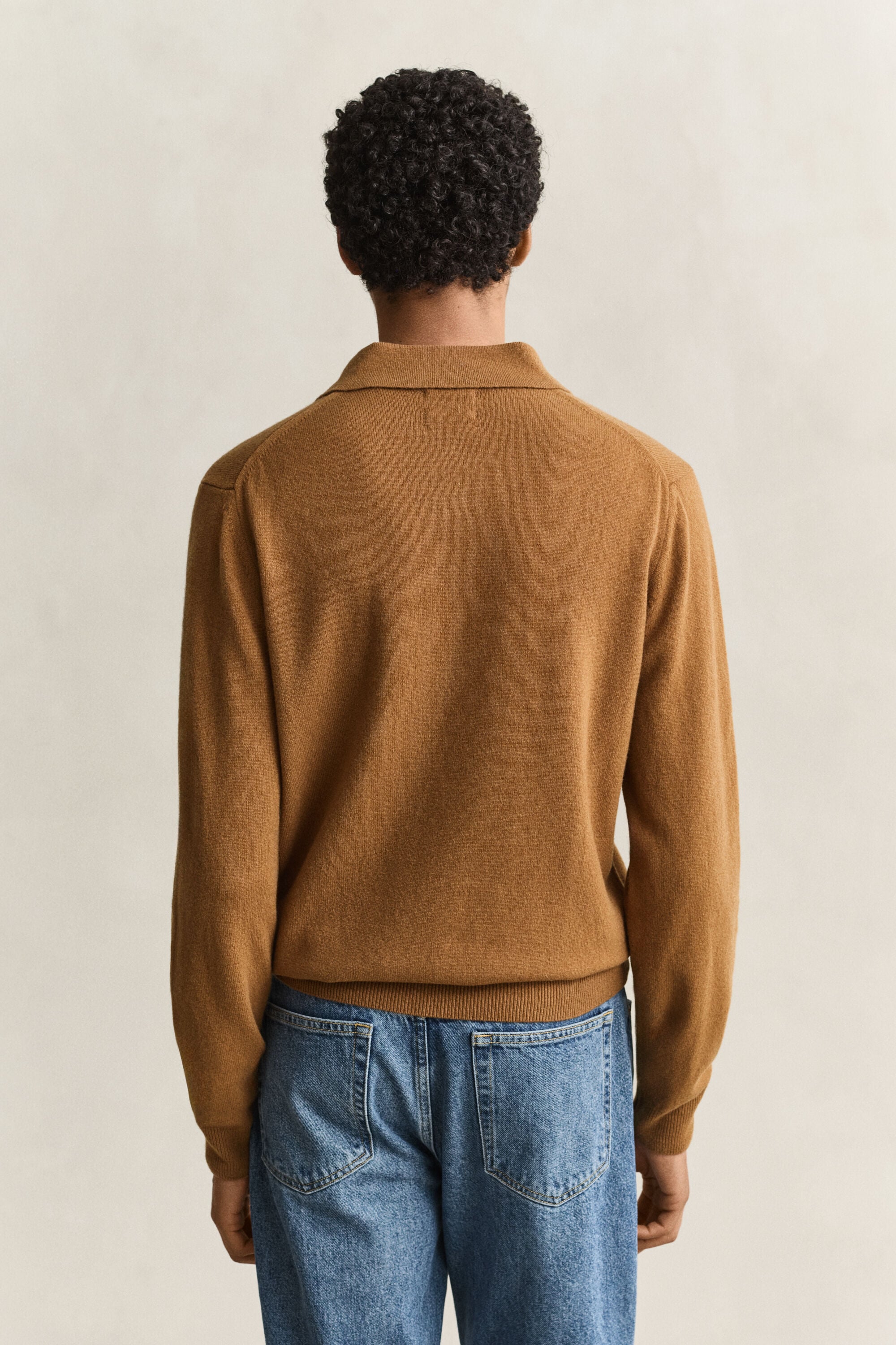 Camisola de malha tipo polo em lã extrafina