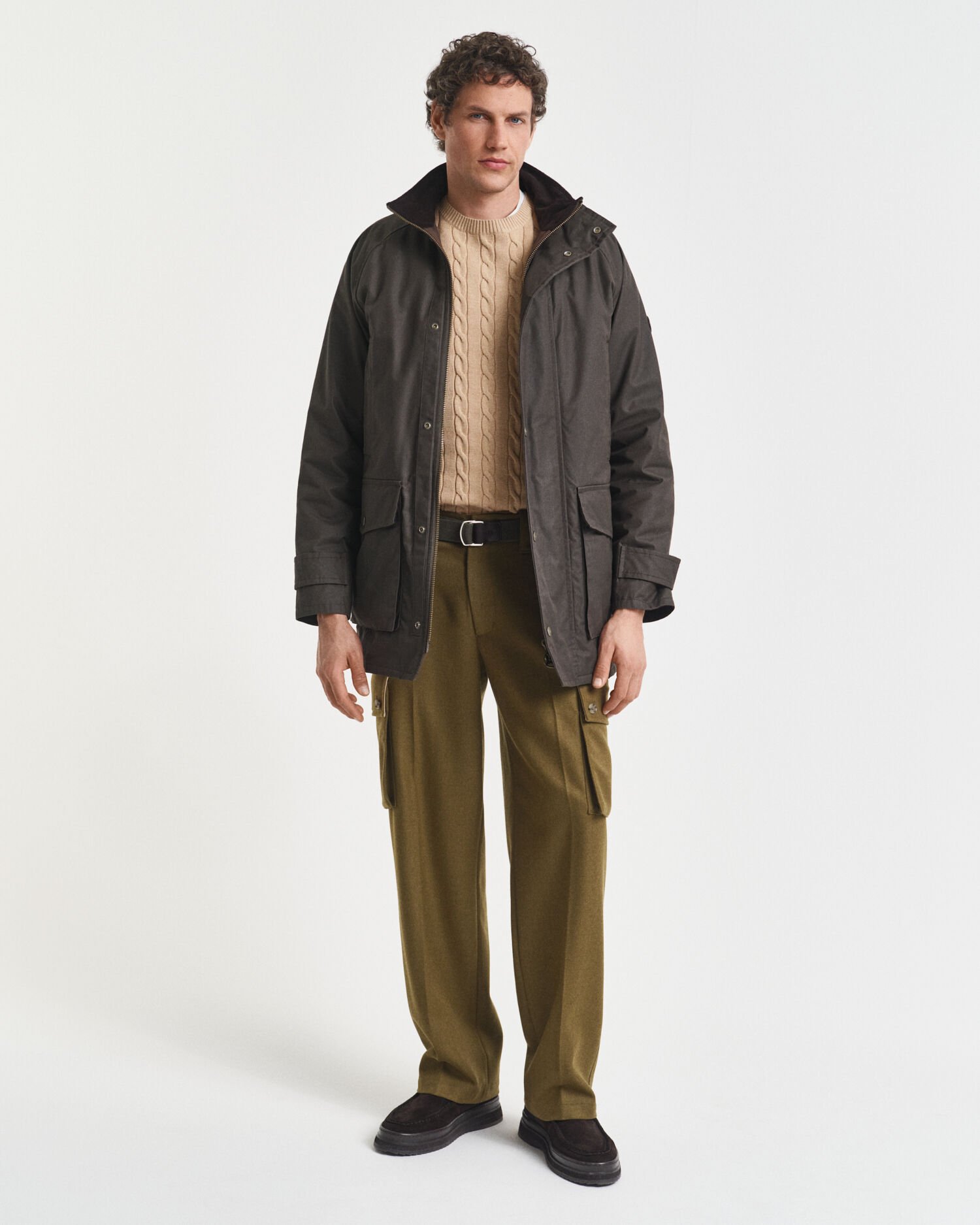 Camisola em malha entrançada de algodão com decote redondo