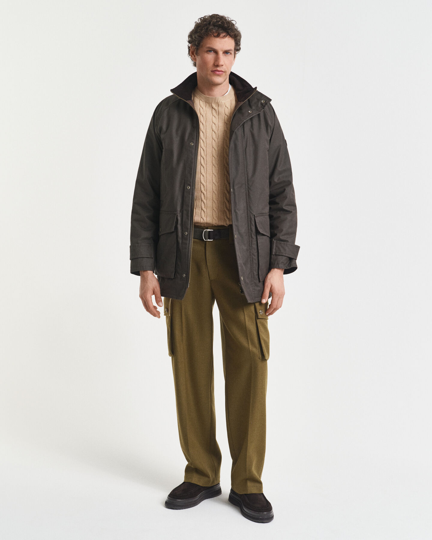 Camisola em malha entrançada de algodão com decote redondo