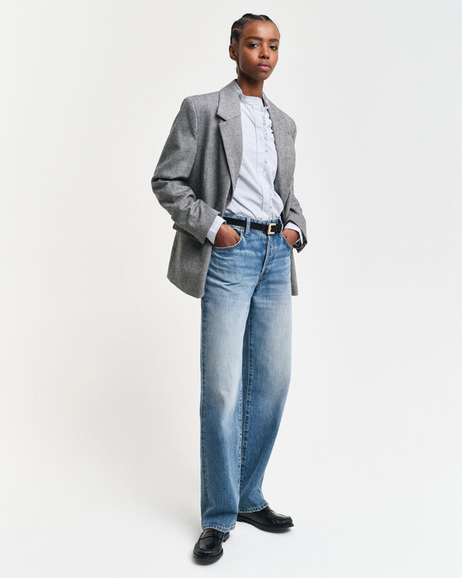 Camisa com detalhe com folhos às riscas regular fit