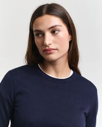 Camisola de malha fina com decote redondo