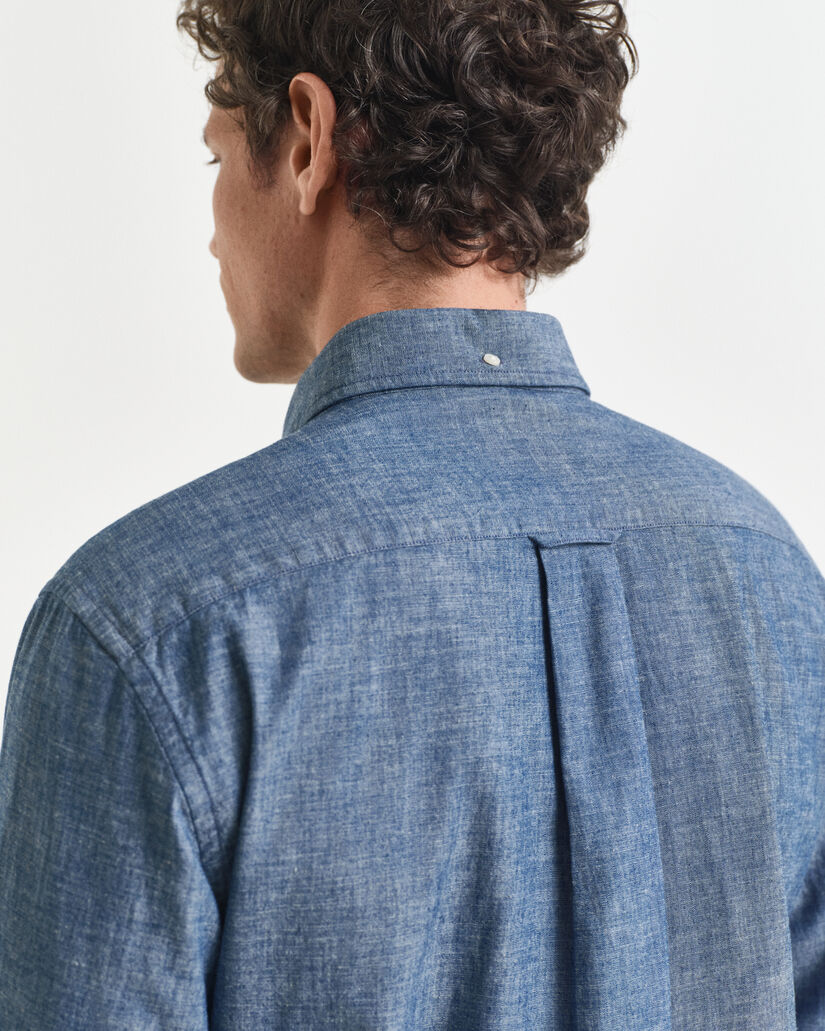 Camisa em chambray &iacute;ndigo regular fit