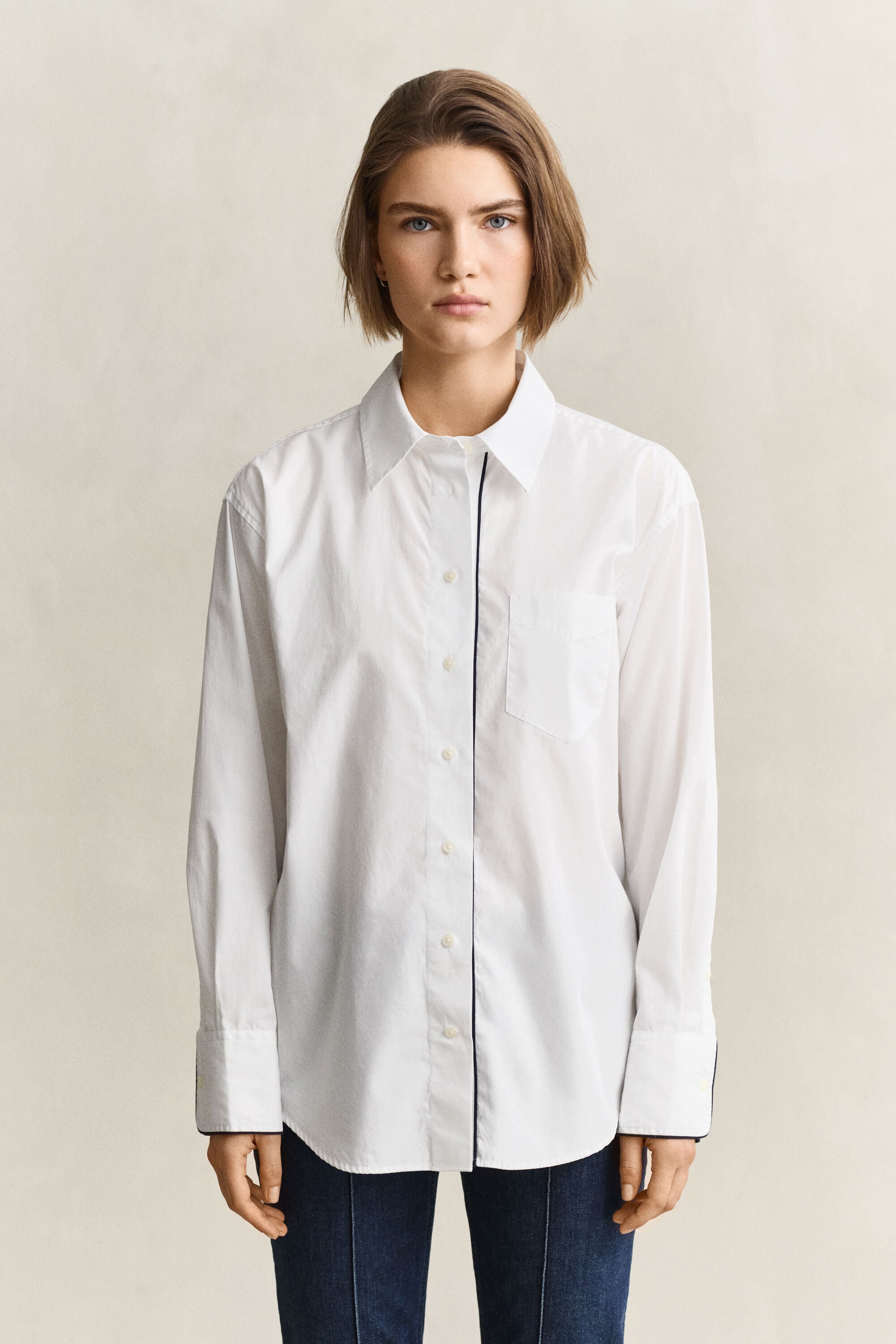 Camisa com detalhes com debrum