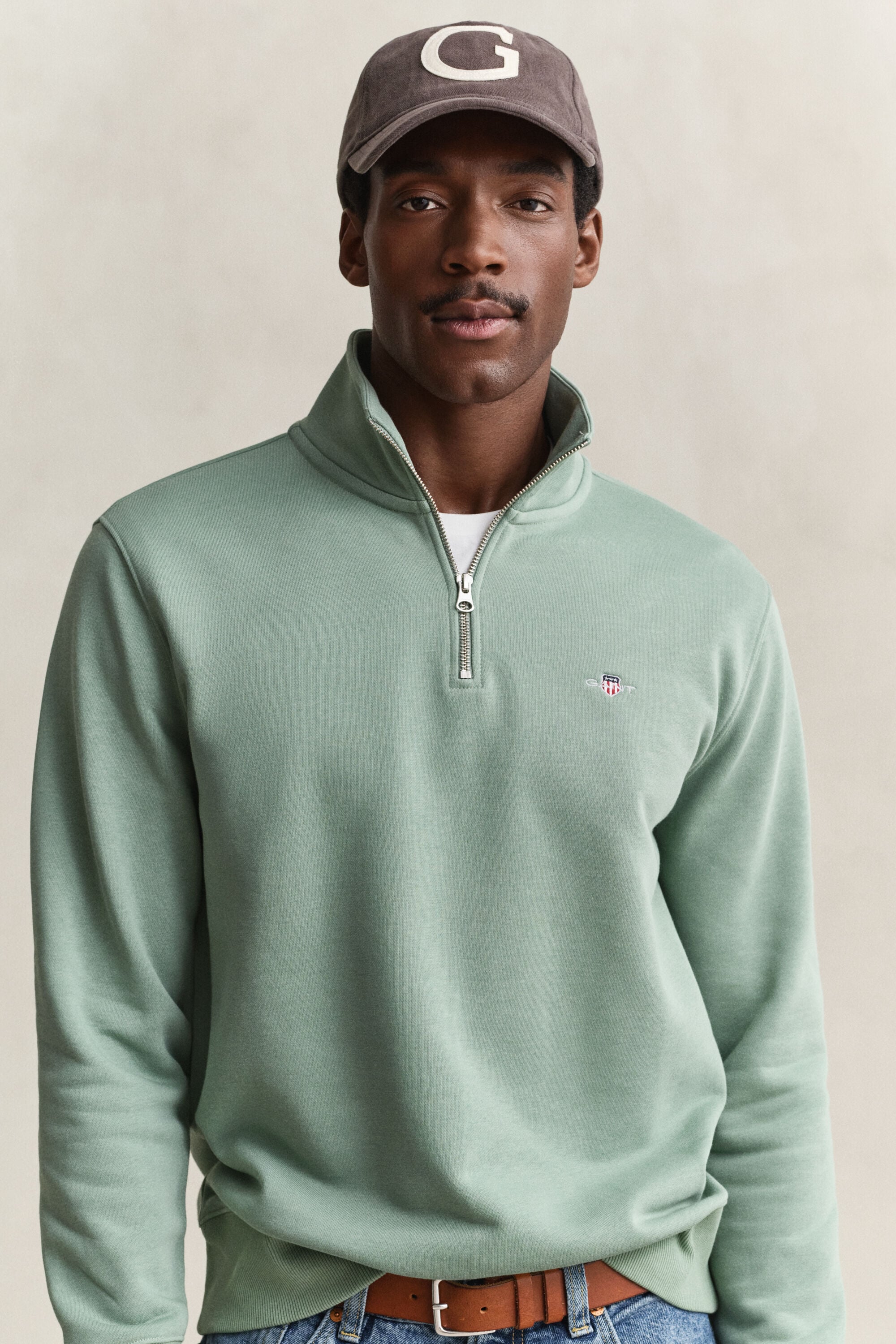 Sweatshirt com meio fecho Shield