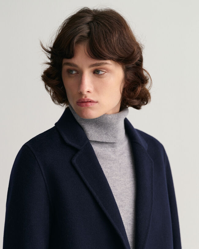 Blazer a direito cosido à mão