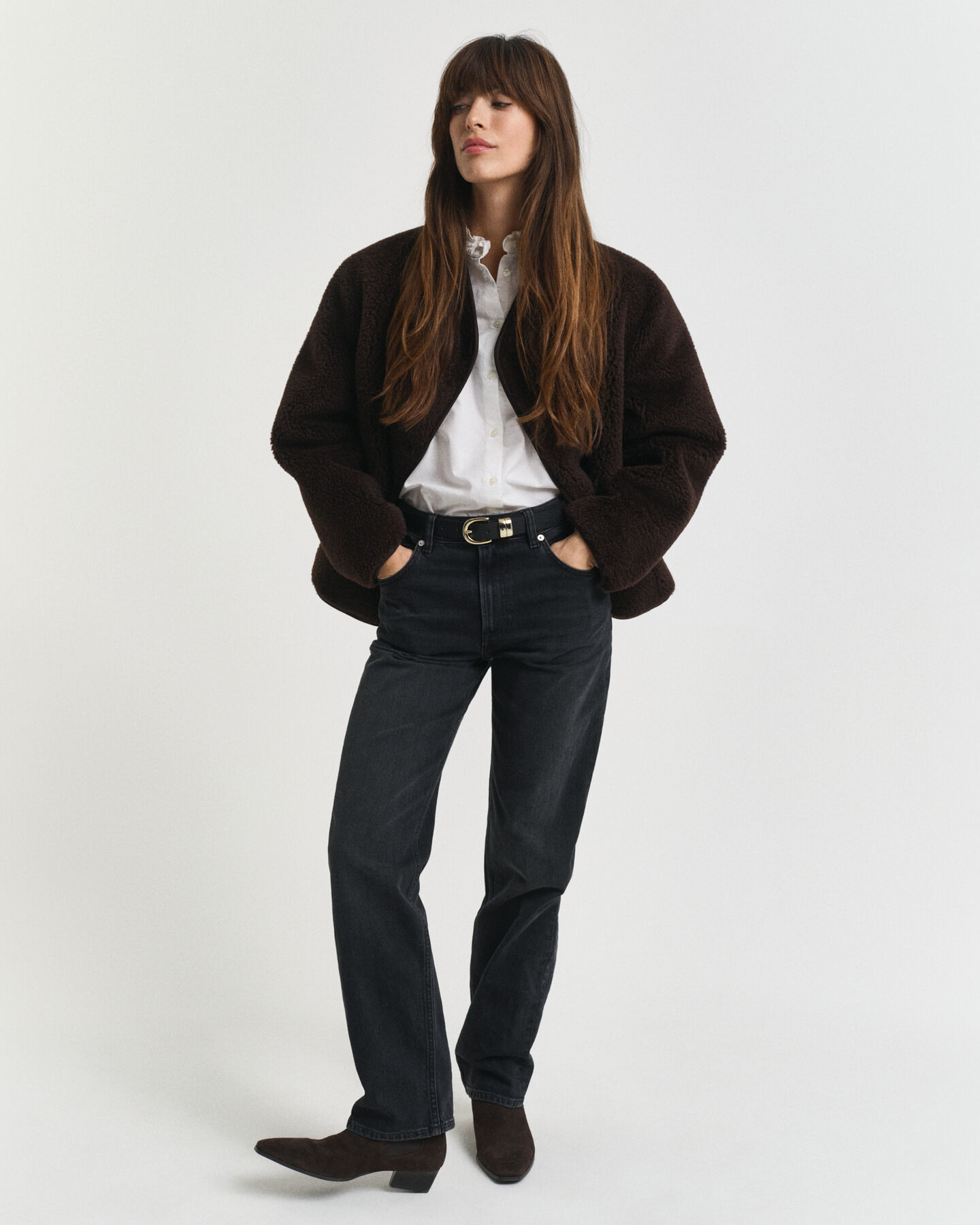 Calças de ganga com elastano e perna a direito