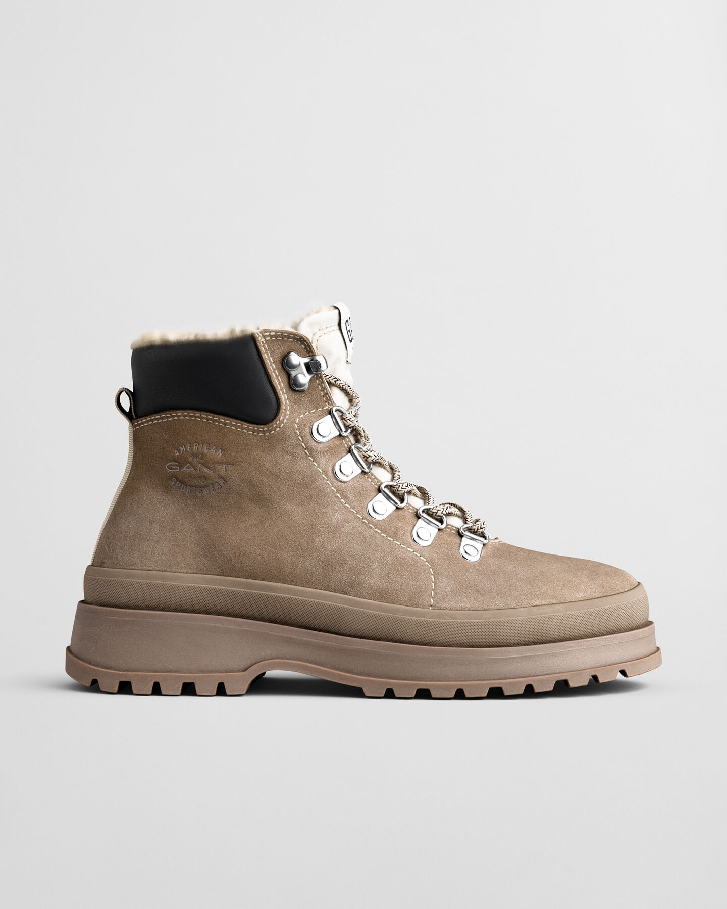 Botas de cano médio Wintly