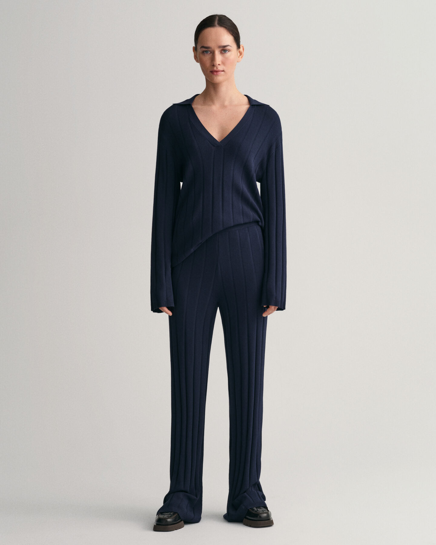 Calças em malha canelada