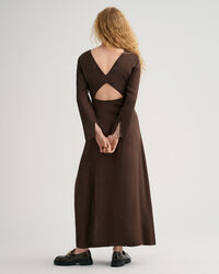 Vestido maxi com costas abertas