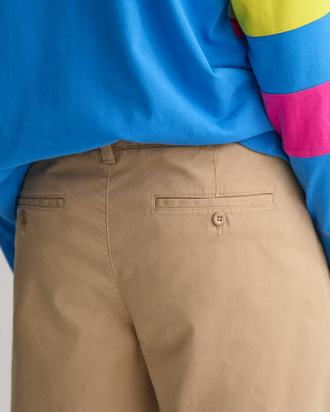 Calções com pregas relaxed fit