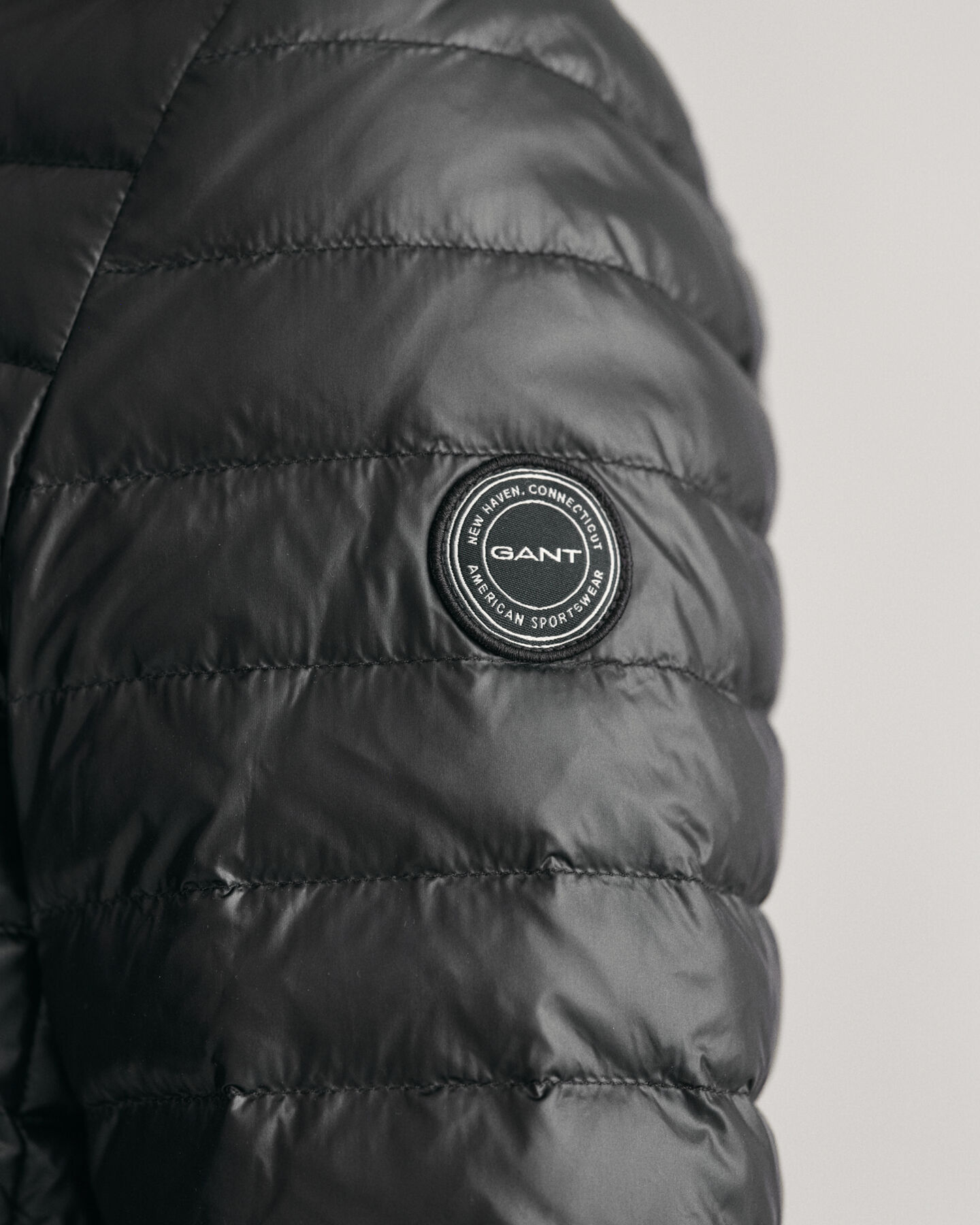 Blus&atilde;o de penas acolchoado leve e brilhante Teen Girls