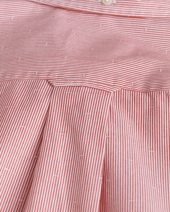 Camisa às bolinhas Dobby e às riscas regular fit