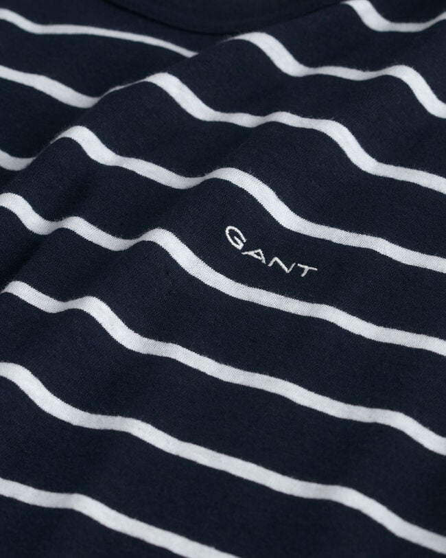 T-shirt em linho e algod&atilde;o &agrave;s riscas