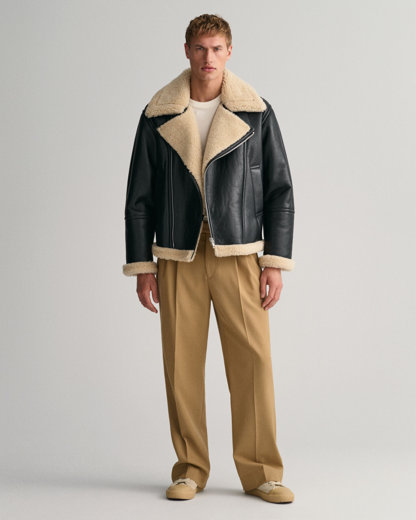 Casaco forrado com lã de carneiro resistente