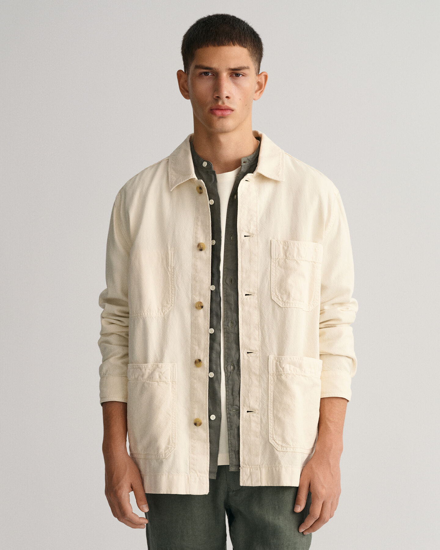 Sobrecamisa em linho e algod&atilde;o tingido