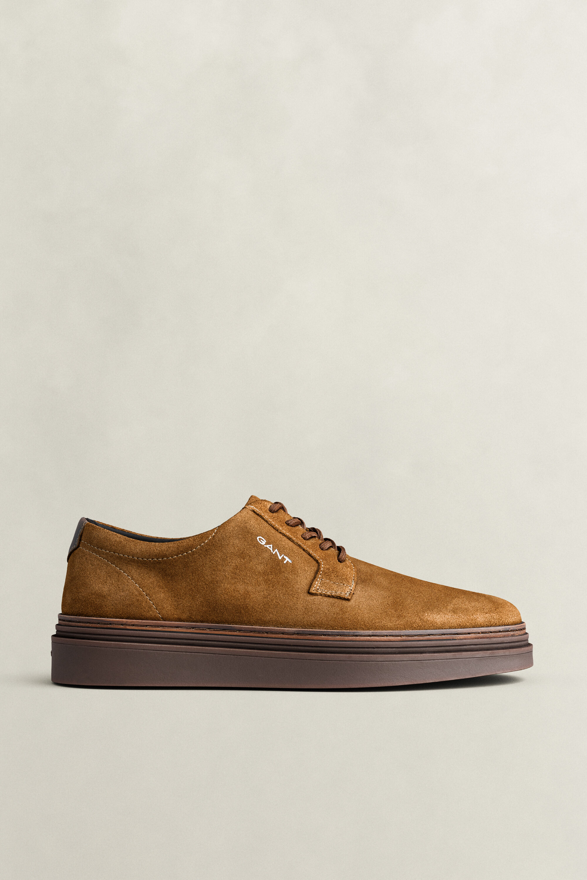 Sapatos em camurça Kinzoon