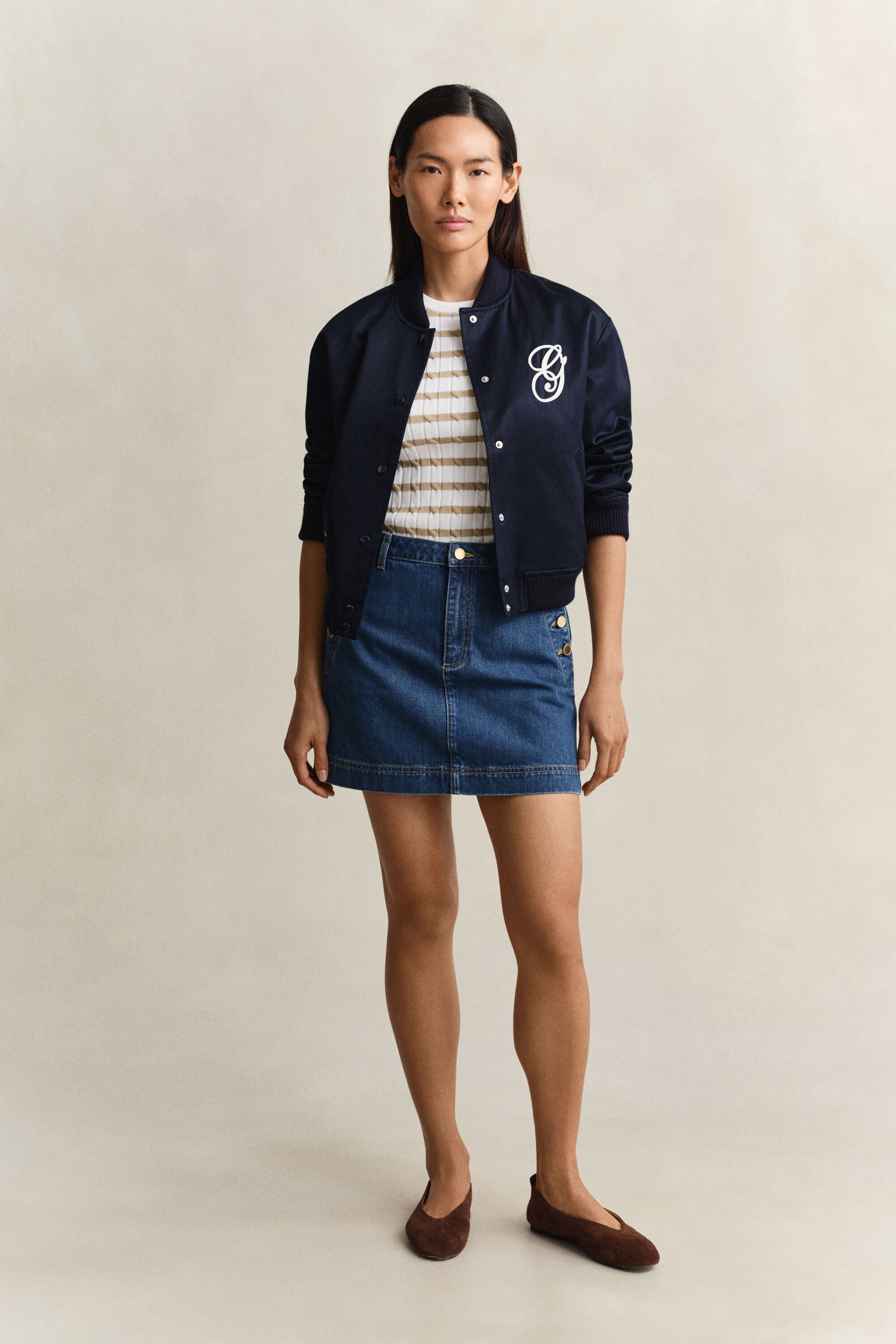 Camisola de manga curta em malha entrançada às riscas