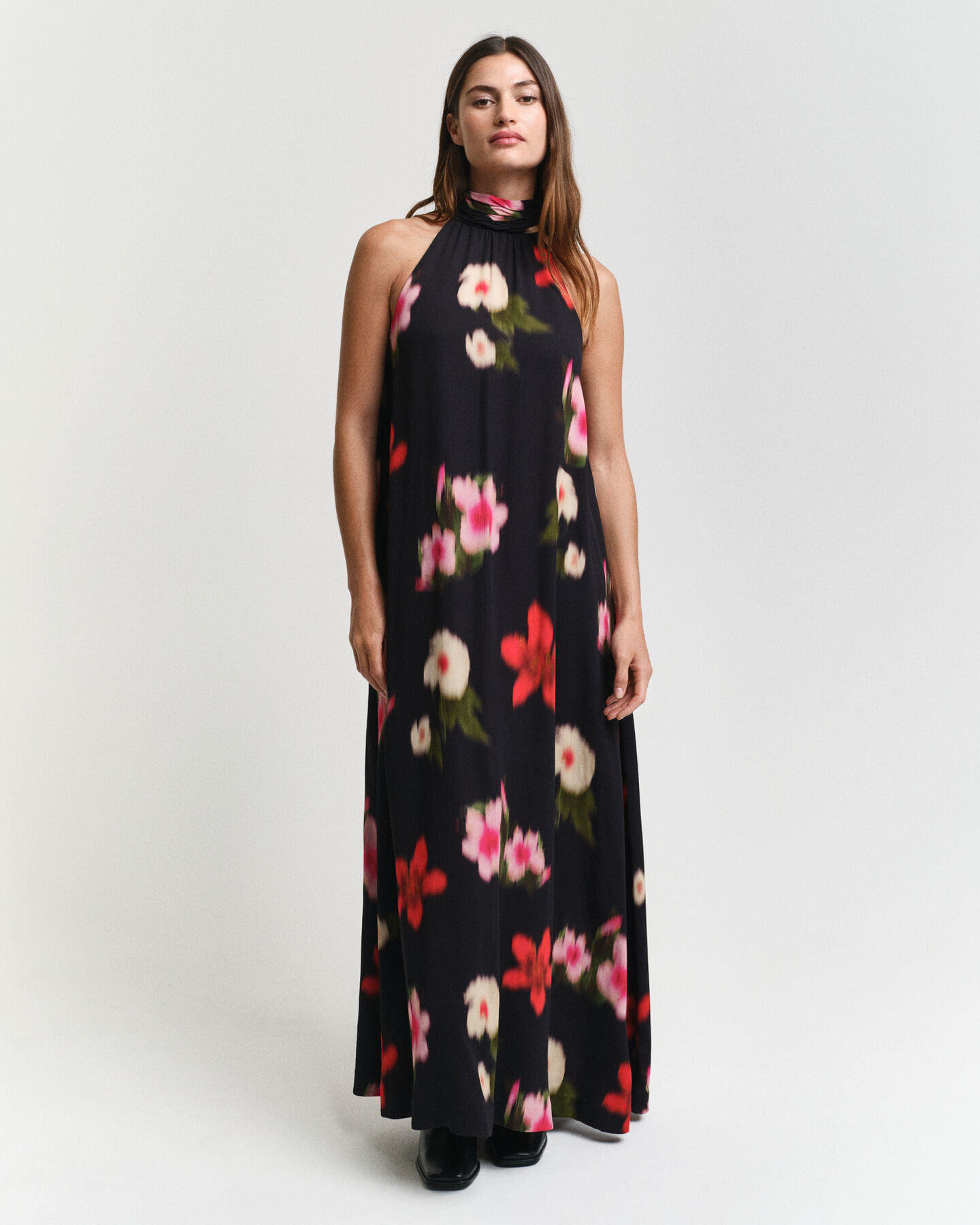 Vestido Halterneck com estampado floral