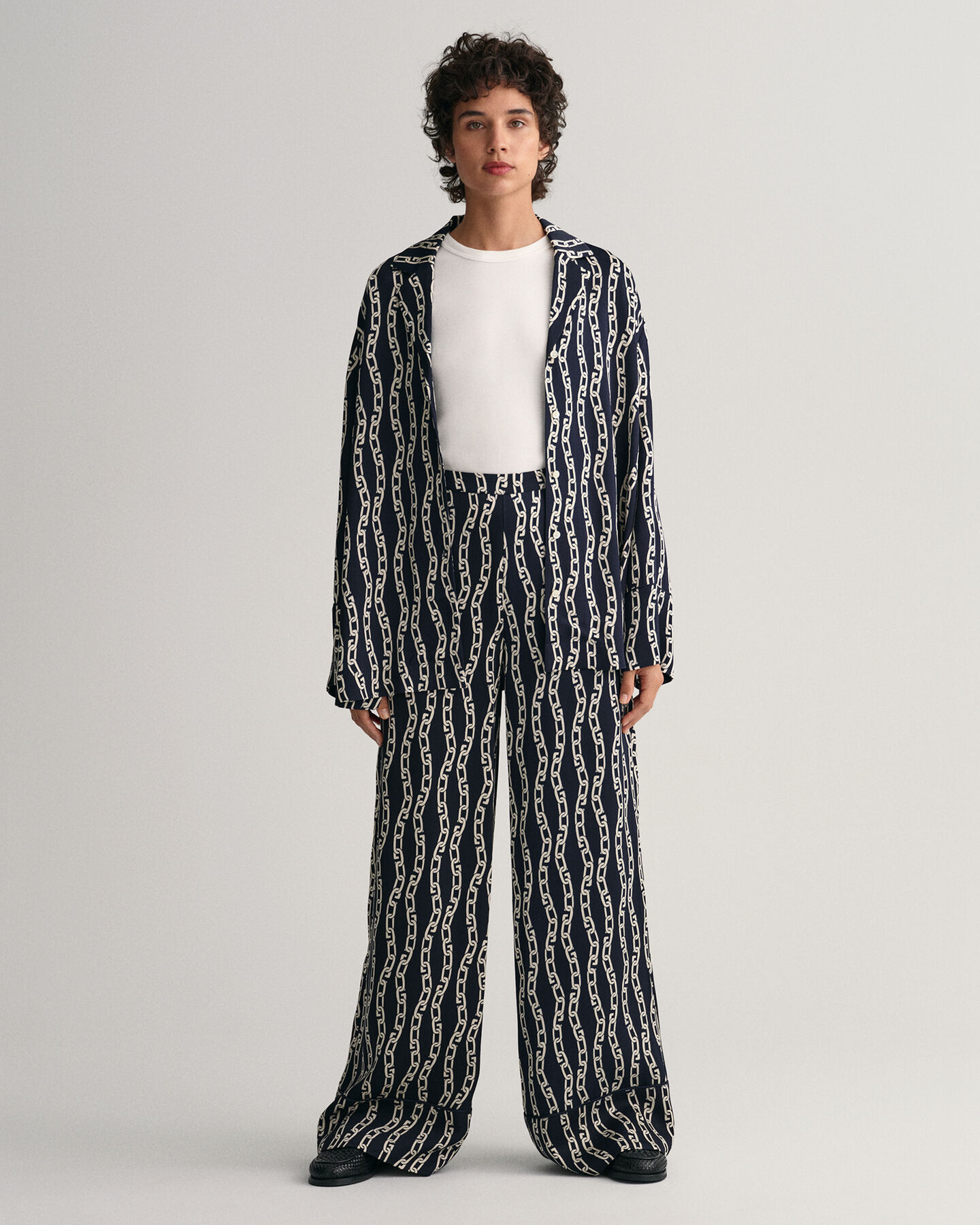 Calças de ganga com estampado Chain e perna larga